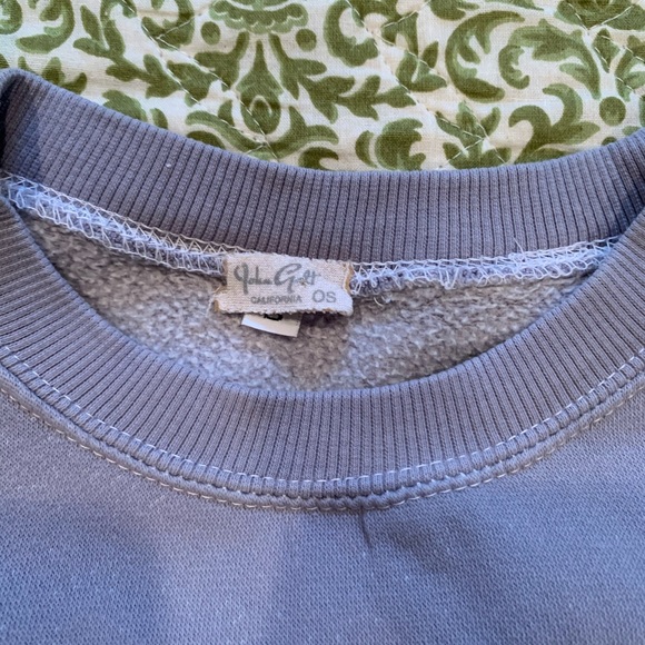 Brandy Melville Newport crewneck - Picture 5 of 6